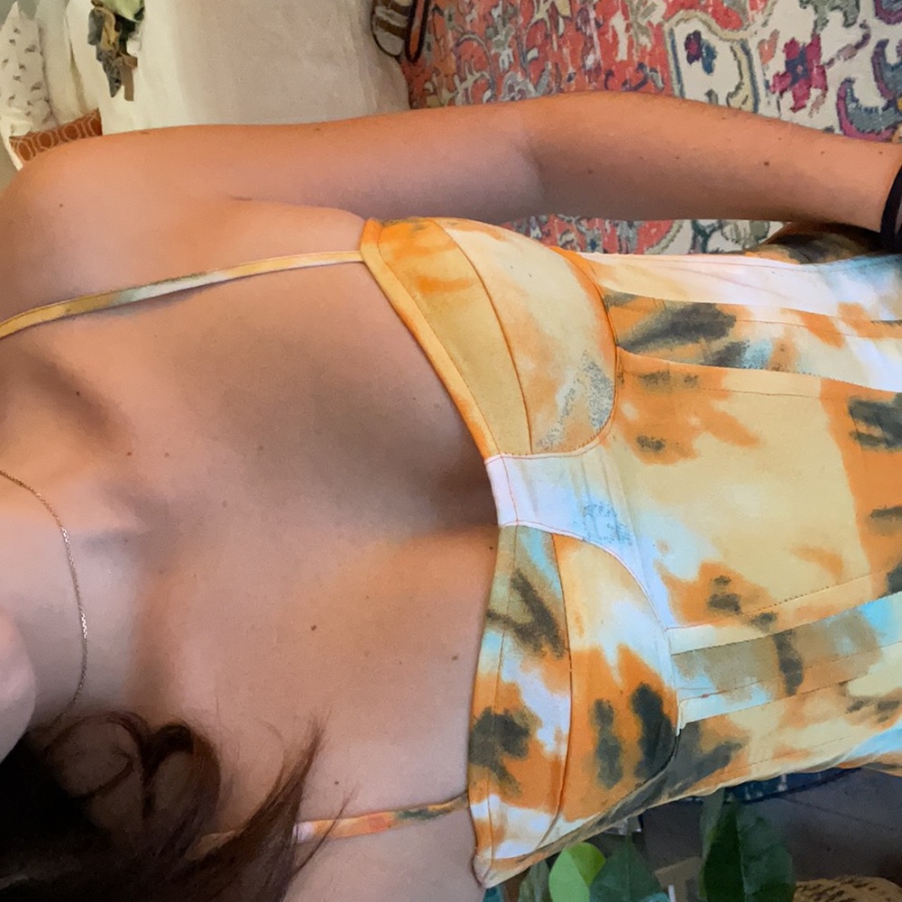 Pretty little thing viral orange corset XS/2